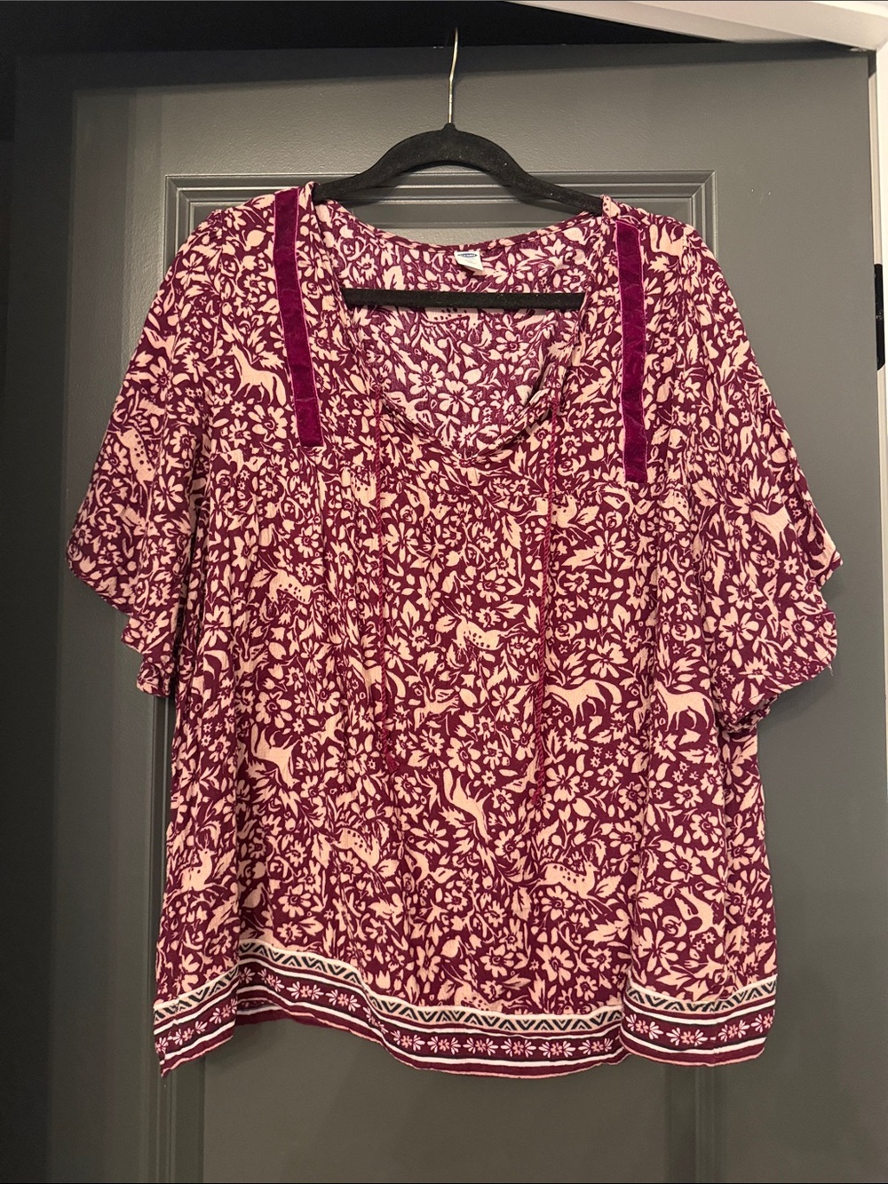 Old Navy Women’s Floral & Animal Print Short Sleeve Top - Pink/Magenta
